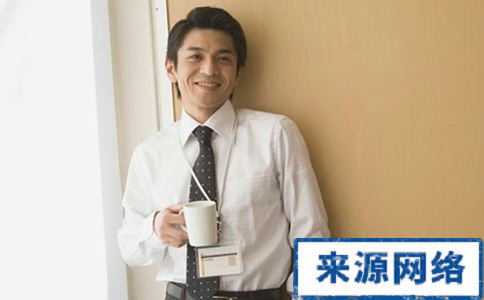 为什么会疲劳 日常导致白领疲劳的几个坏习惯 吃什么可以缓解疲劳