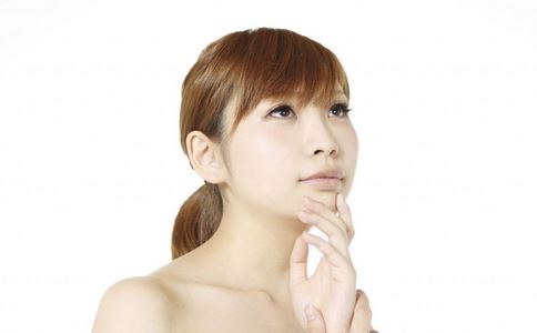 白领如何护理肌肤 护理肌肤有什么方法 护肤吃什么好
