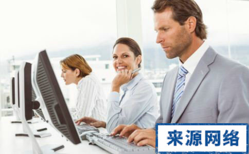 电脑辐射危害有哪些 如何预防电脑辐射 电脑辐射吃什么好