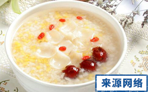 白领要如何缓解眼睛疲劳 白领眼睛疲劳怎么办 白领眼睛疲劳如何缓解 白领眼睛疲劳吃什么好