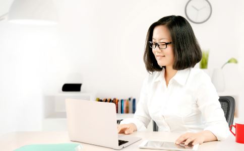 如何保护眼睛 如何缓解眼睛疲劳 吃什么对眼睛好