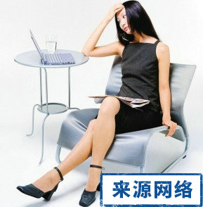 戴耳塞 耳朵 可乐 硼 苹果 酸梅汤 肝火旺 晕车 白领