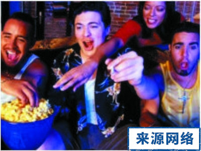 熬夜看世界杯 世界杯 世界杯综合症 颈性眩晕 眼睛充血