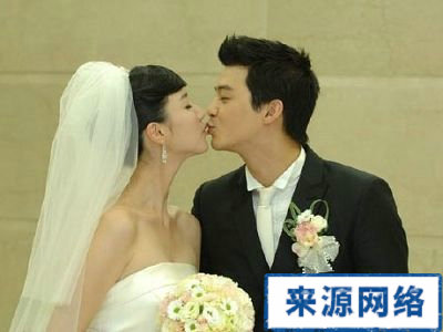 亲吻 耳聋 示爱 脑膜炎 情侣 脑膜炎