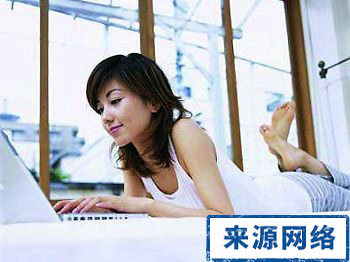 睡前用电脑的5大危害 睡前用电脑 睡前用电脑的危害 睡眠质量 影响睡眠质量