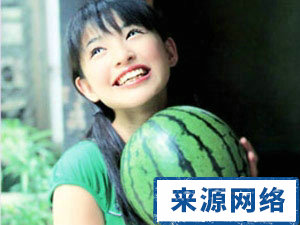 春季如何小水肿 春季消水肿吃什么 木瓜有什么作用