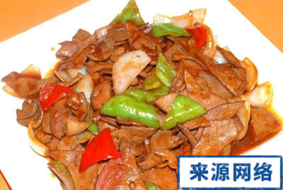 手脚冰凉吃什么 手脚冰凉的食疗 手脚冰凉吃什么御寒