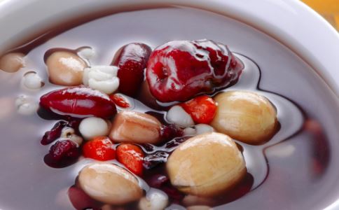 手脚冰凉怎么办 冬季如何保暖 冬季保暖吃什么好