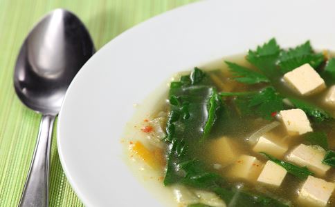 冬季如何御寒 冬季御寒吃什么 冬季饮食养生有什么禁忌