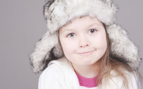 小孩冬天手冷怎么办 小孩冬天手冷是什么原因 小孩冬天手冷怎么取暖