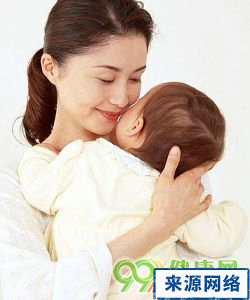 宝宝健康 怎么有效改善宝宝吐奶 为什么会导致宝宝吐奶