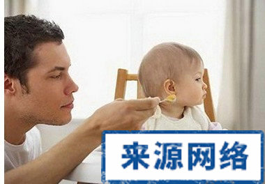 宝宝饮食健康 怎么给宝宝喂米饭 食用米饭有什么健康原则