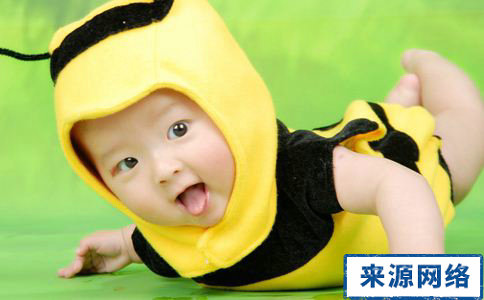 宝宝补钙吃什么好 宝宝补钙有什么误区 宝宝为什么会缺钙