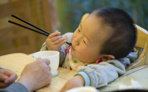 小兒腹瀉怎么辦 小兒腹瀉如何治療 小兒腹瀉有什么飲食禁忌