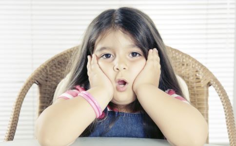 日常家长如何处理宝宝的消化不良 宝宝消化不良怎么办 宝宝消化不良如何处理 宝宝消化不良有什么危害
