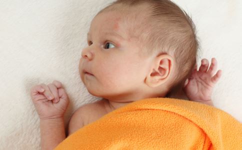 宝宝拉肚子有哪些原因 宝宝拉肚子是什么原因 宝宝拉肚子怎么办 宝宝拉肚子如何护理