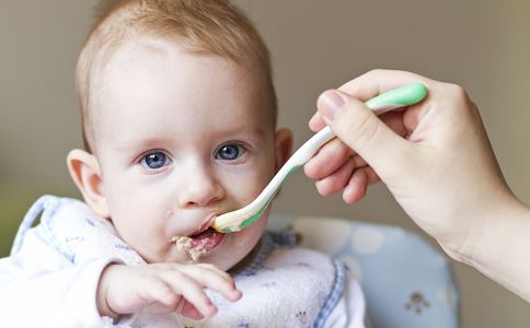 宝宝挑食怎么办 宝宝挑食有什么危害 如何让宝宝不挑食