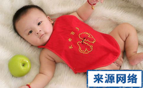 新生儿为什么会打嗝 新生儿打嗝怎么办 如何预防新生儿打嗝