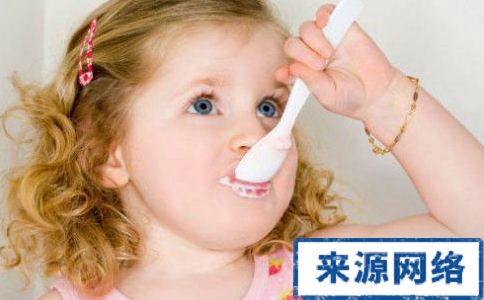 宝宝吃哪些早餐会伤害大脑 宝宝吃哪些早餐会伤害大脑 宝宝吃什么对大脑好 宝宝早餐不能吃什么