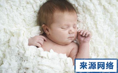 宝宝睡不够怎么办 如何让宝宝快速入睡 宝宝睡眠不够有什么危害