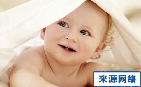 新生儿的15种“异常”状况不是病 如何看宝宝是不是生病 宝宝有时候身体异常不是病 宝宝要如何护理