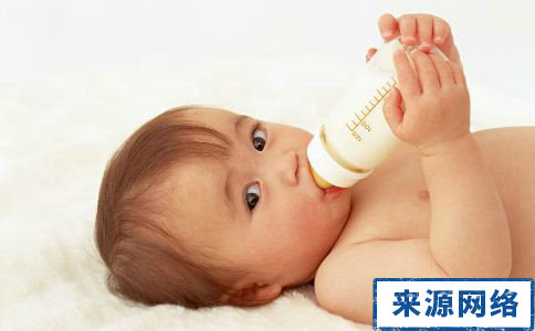 宝宝吐奶应该要如何预防 宝宝吐奶怎么办 宝宝吐奶怎么分辨 宝宝吐奶如何预防