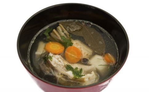 老人预防心脏病不能吃什么 老人预防心脏病吃什么 如何预防心脏病