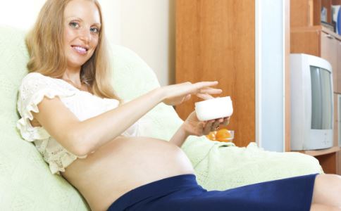 孕妇上火怎么办 孕妇上火吃什么 上火吃什么食物降火