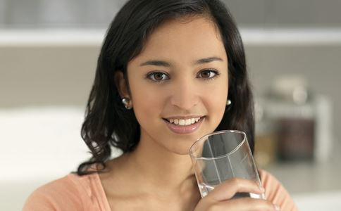 节食减肥有什么误区 节食减肥有什么危害 节食减肥好么