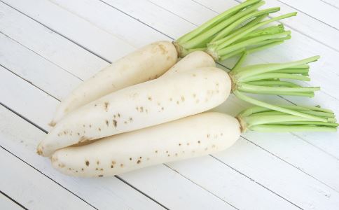 冬天吃萝卜有什么禁忌 冬天吃萝卜好么 吃萝卜有什么好处 吃萝卜有什么禁忌