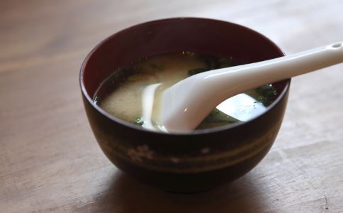 如何喝汤好 喝汤有什么错误方法 喝汤要注意什么