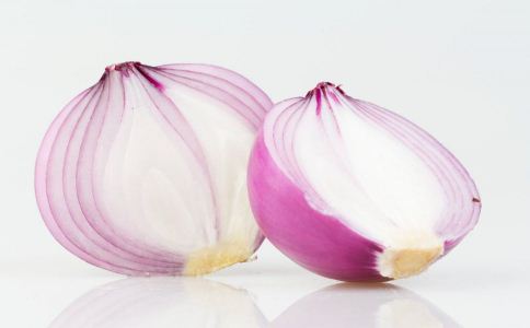 洋葱怎么吃好 吃洋葱有什么功效 吃洋葱有什么禁忌