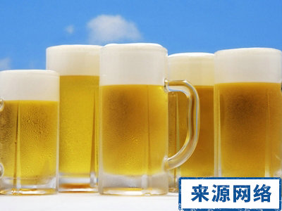 夏季保健 夏季喝啤酒应注意什么 喝啤酒过多有什么坏处